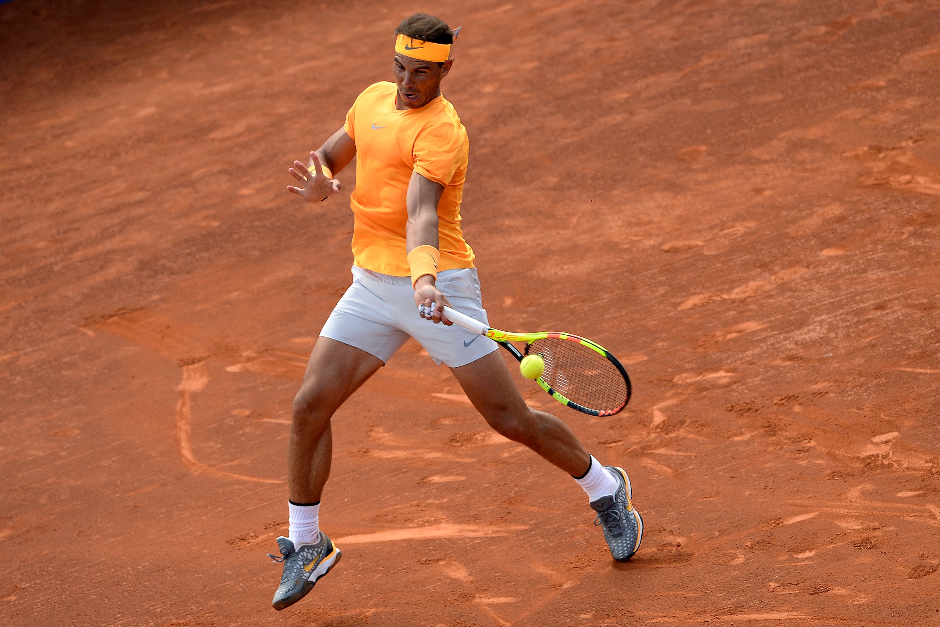 欧洲网球队横扫西班牙网球队,纳达尔制霸全场 欧洲网球队横扫西班牙网球队,纳达尔制霸全场